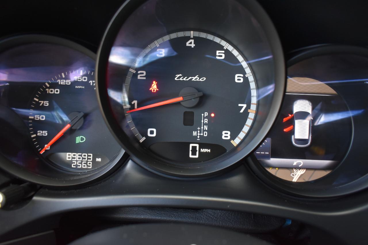 Porsche Macan Turbo 2016