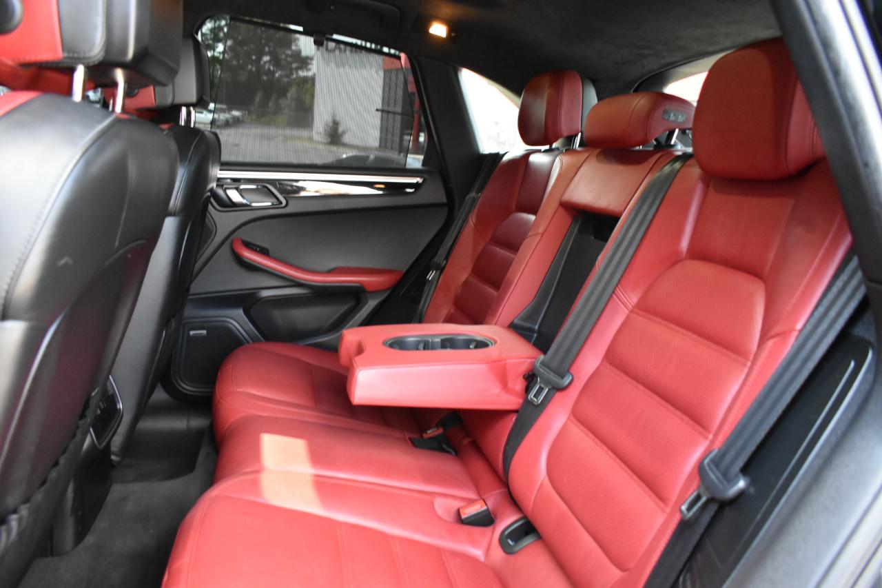 Porsche Macan Turbo 2016