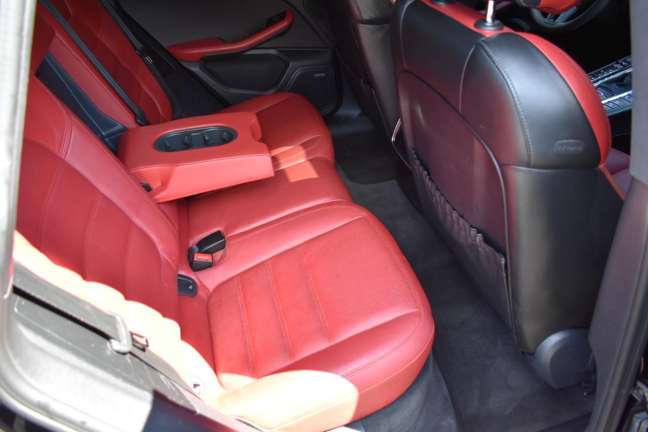Porsche Macan Turbo 2016