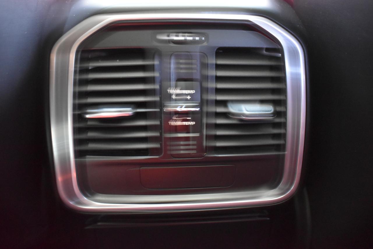 Porsche Macan Turbo 2016