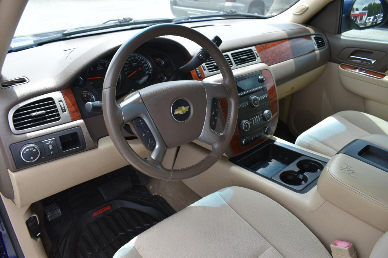 Chevrolet Avalanche LS 2WD 2013