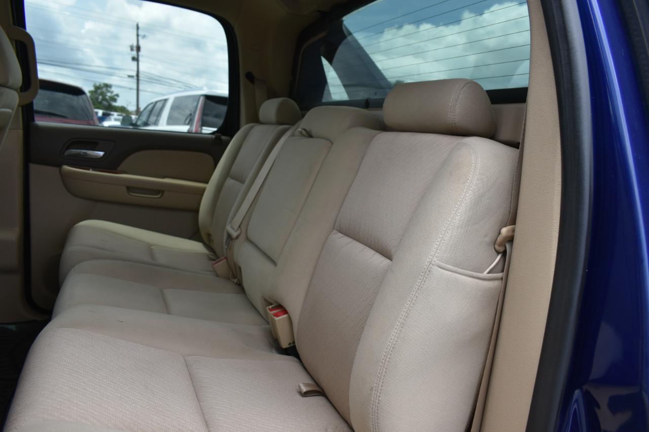 Chevrolet Avalanche LS 2WD 2013