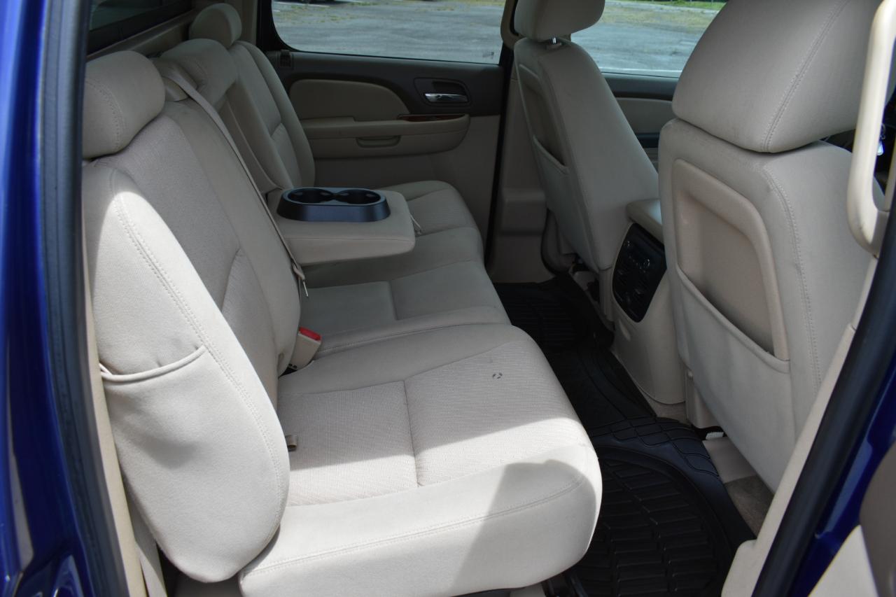 Chevrolet Avalanche LS 2WD 2013