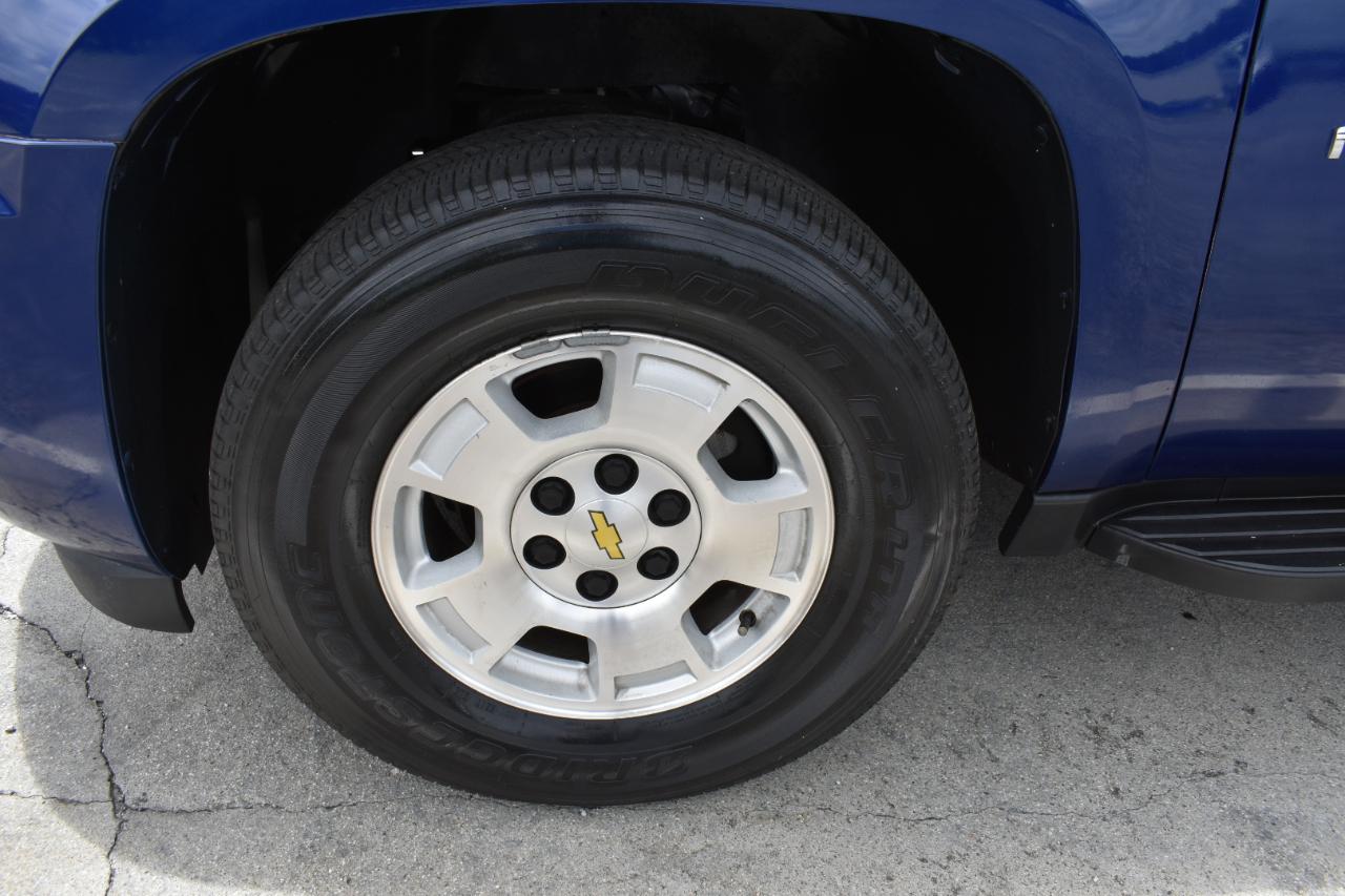Chevrolet Avalanche LS 2WD 2013