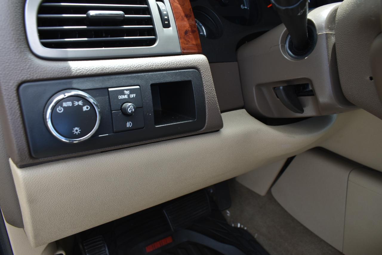 Chevrolet Avalanche LS 2WD 2013