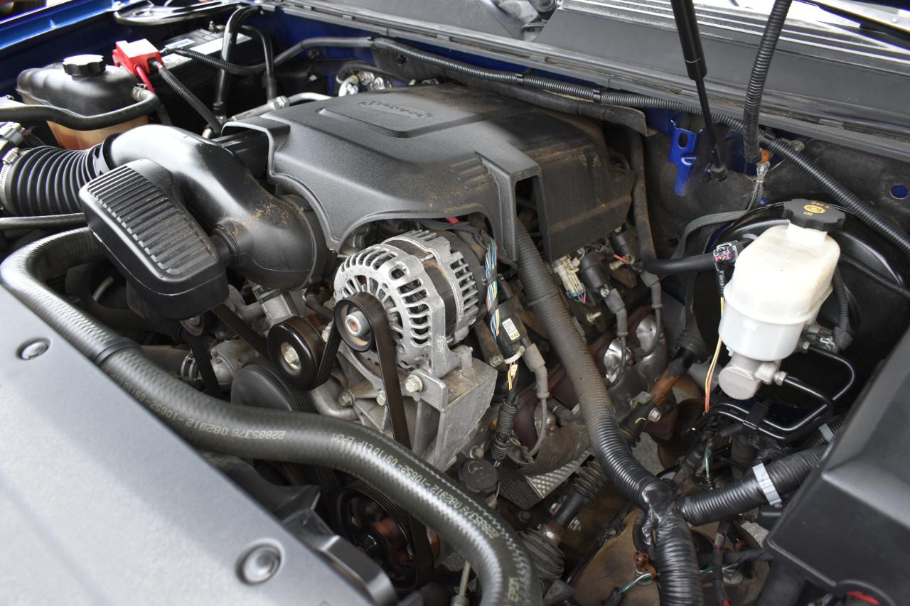 Chevrolet Avalanche LS 2WD 2013