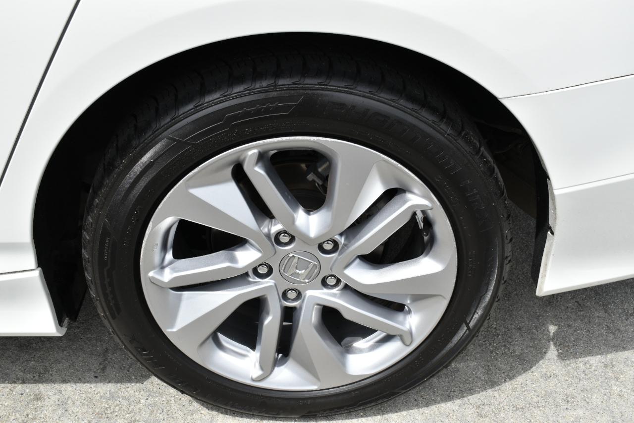 Honda Accord LX CVT 2019