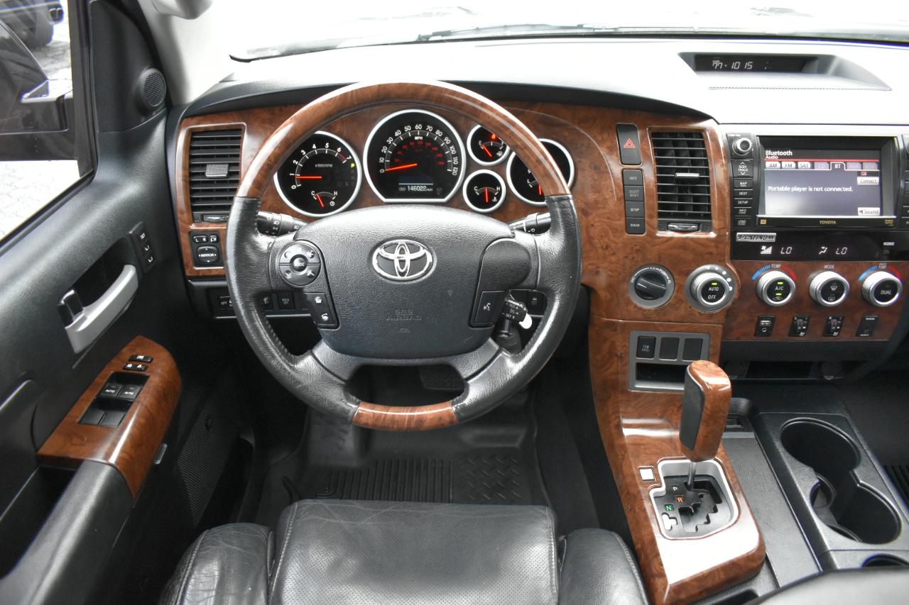 Toyota Tundra Limited 5.7L FFV CrewMax 4WD 2012