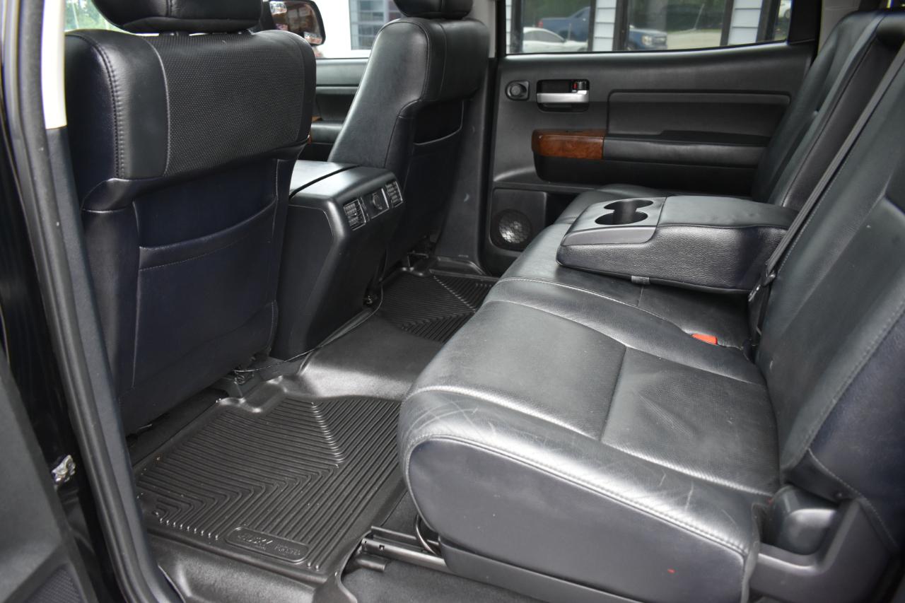 Toyota Tundra Limited 5.7L FFV CrewMax 4WD 2012
