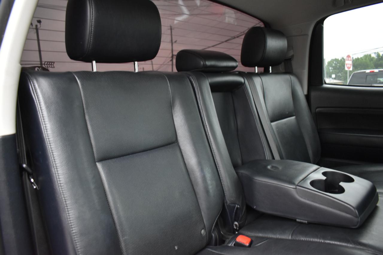 Toyota Tundra Limited 5.7L FFV CrewMax 4WD 2012