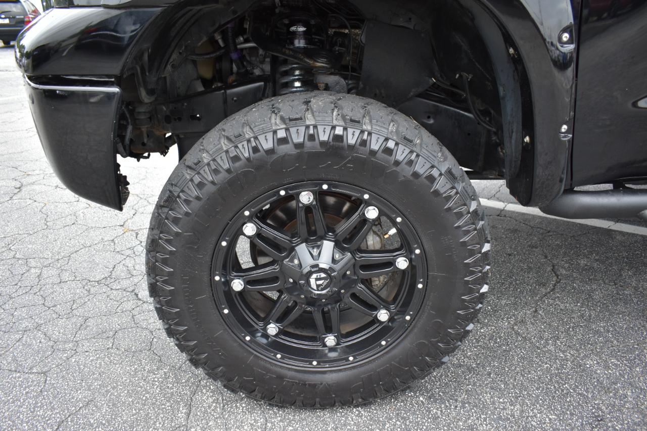 Toyota Tundra Limited 5.7L FFV CrewMax 4WD 2012