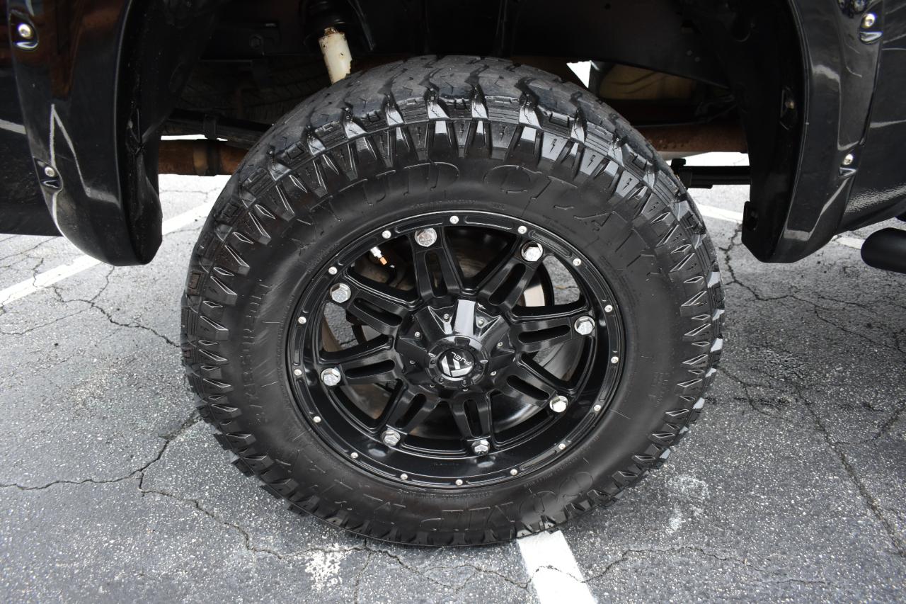 Toyota Tundra Limited 5.7L FFV CrewMax 4WD 2012