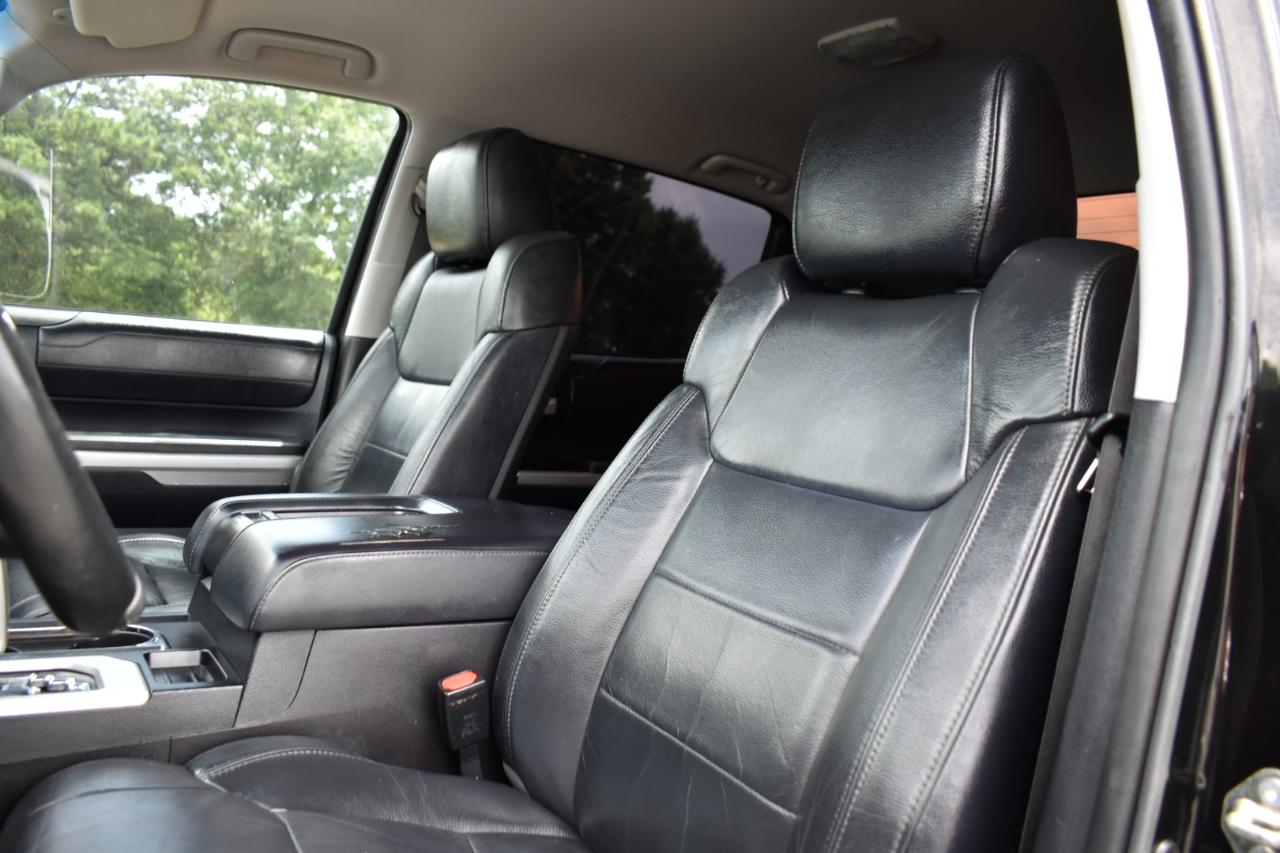 Toyota Tundra Limited 5.7L FFV CrewMax 2WD 2016