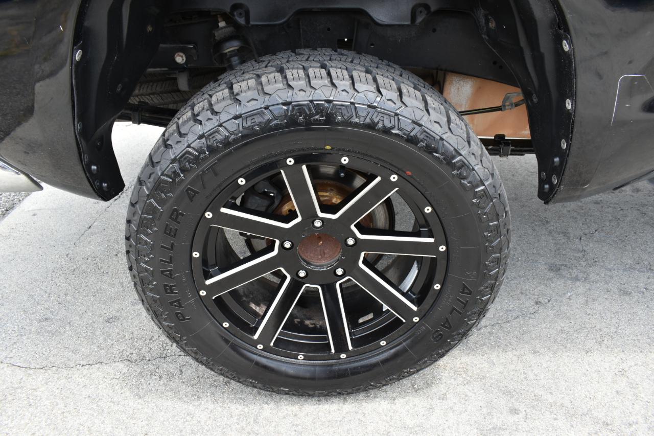 Toyota Tundra Limited 5.7L FFV CrewMax 2WD 2016