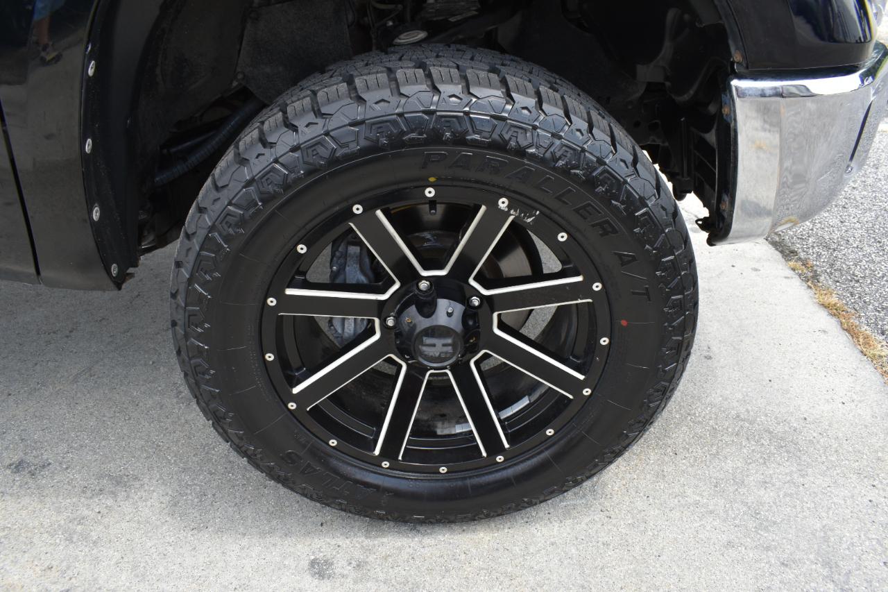 Toyota Tundra Limited 5.7L FFV CrewMax 2WD 2016