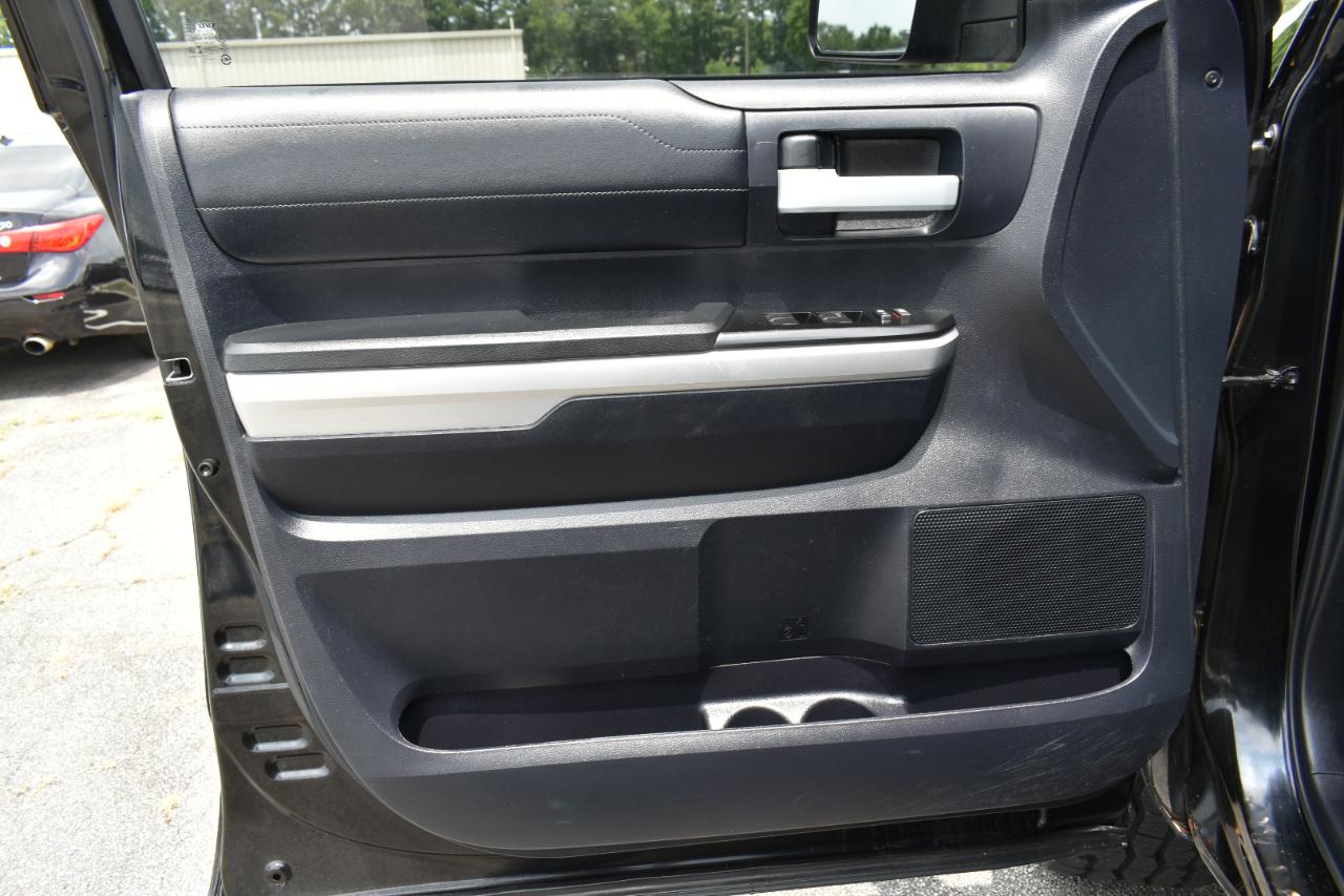 Toyota Tundra Limited 5.7L FFV CrewMax 2WD 2016
