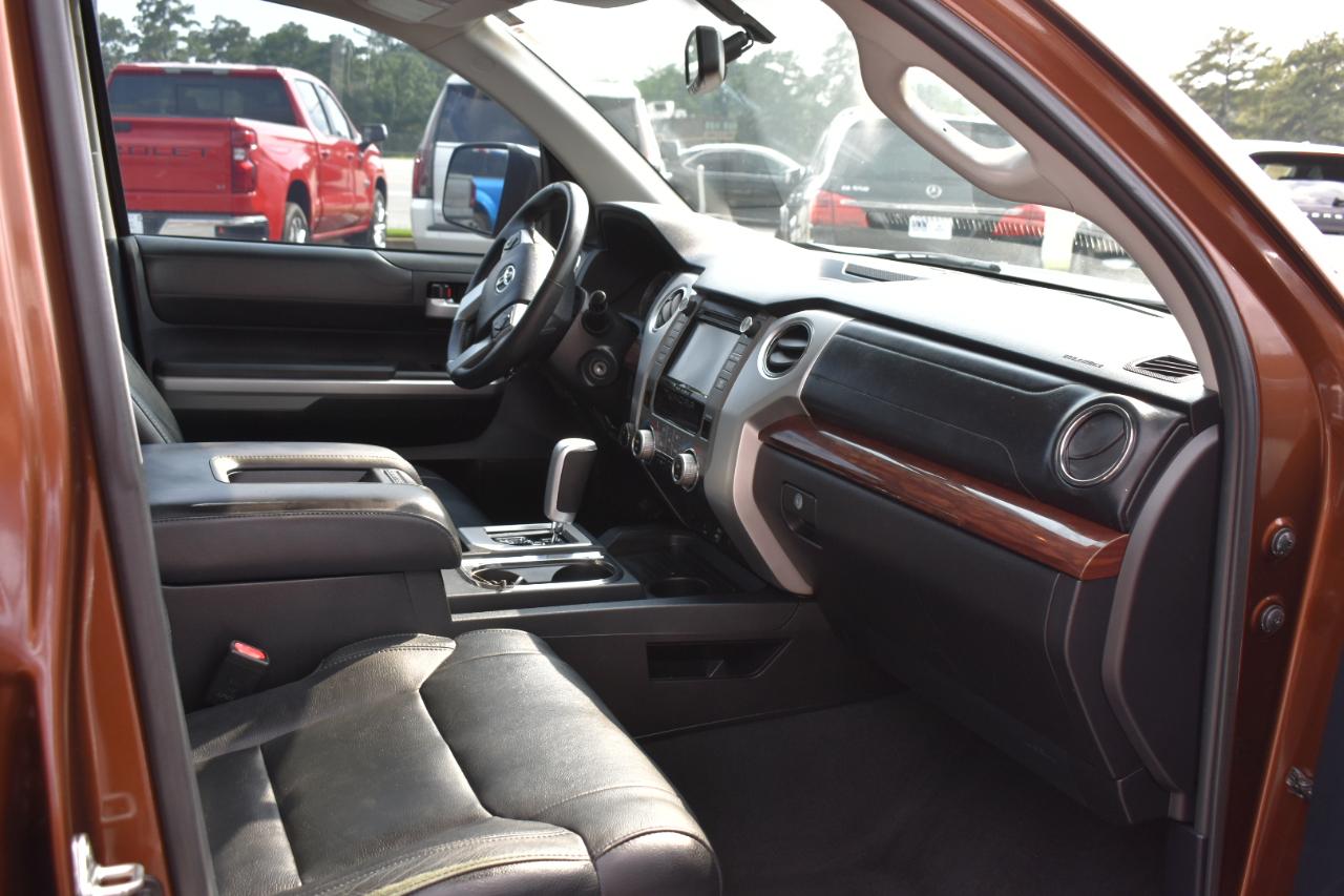 Toyota Tundra Limited 5.7L FFV CrewMax 4WD 2014