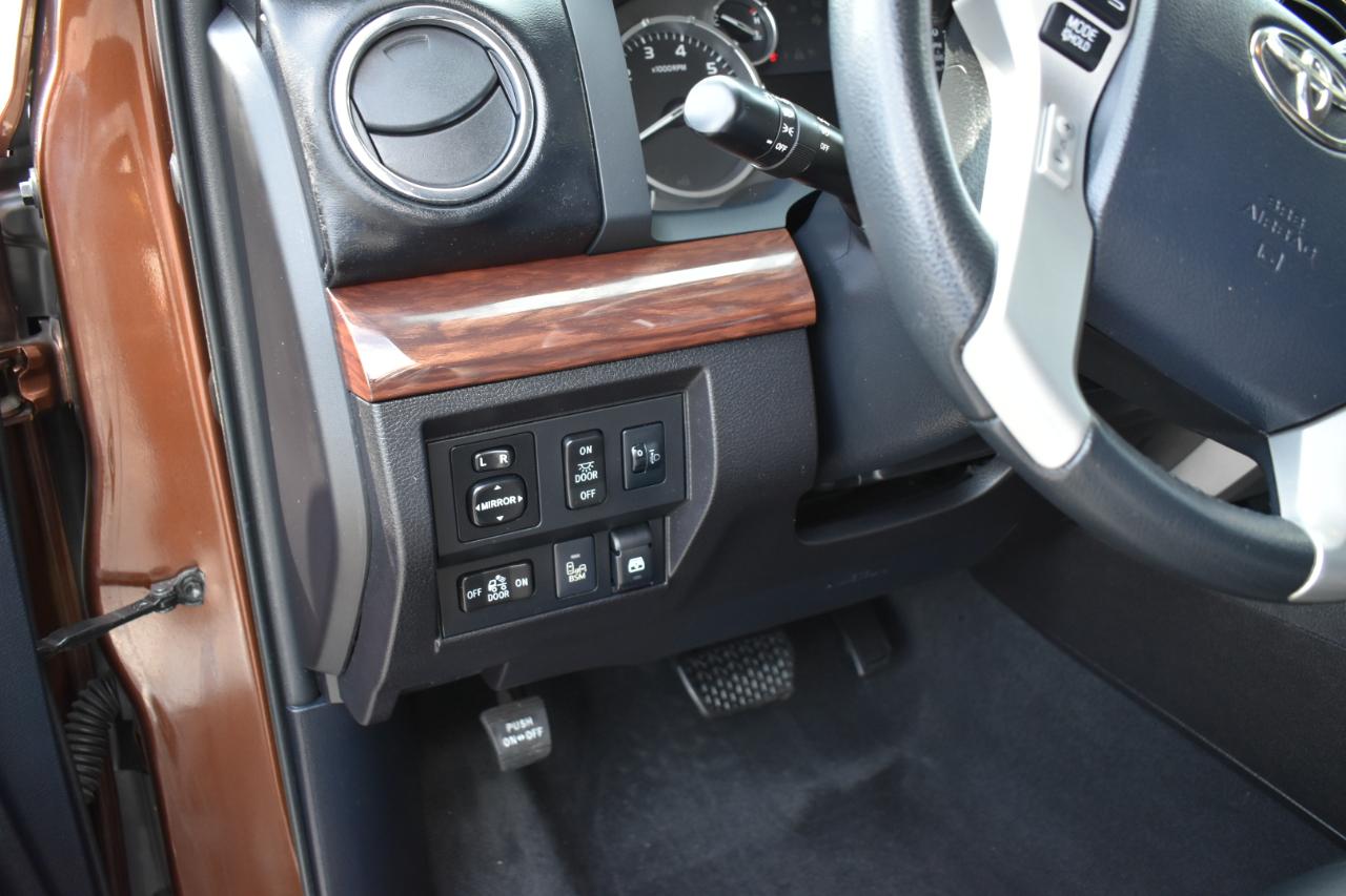 Toyota Tundra Limited 5.7L FFV CrewMax 4WD 2014