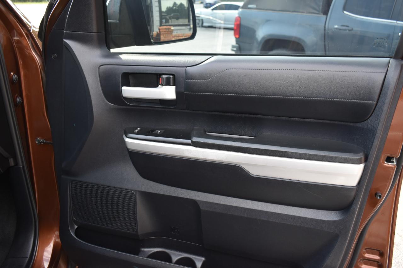 Toyota Tundra Limited 5.7L FFV CrewMax 4WD 2014