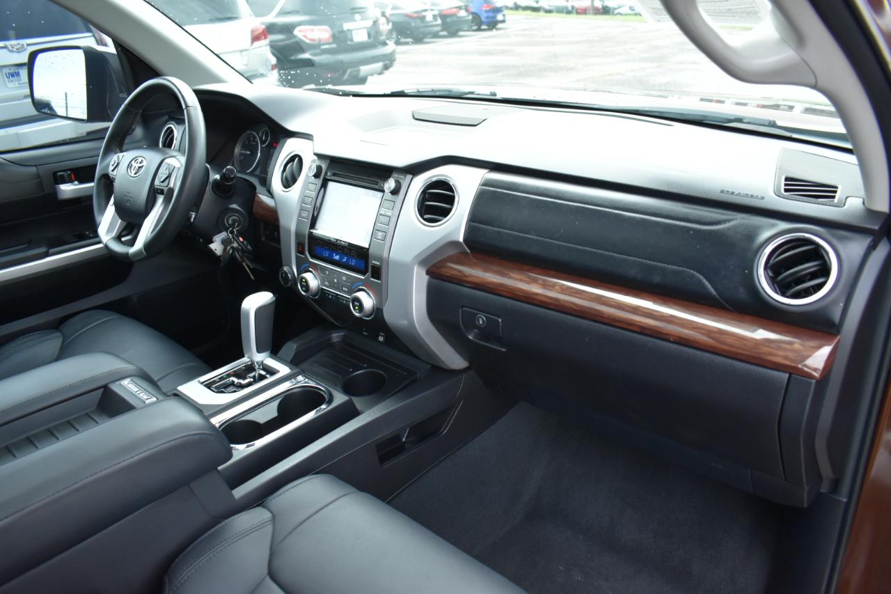 Toyota Tundra Limited 5.7L FFV CrewMax 4WD 2014
