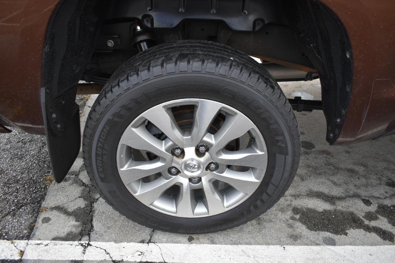 Toyota Tundra Limited 5.7L FFV CrewMax 4WD 2014