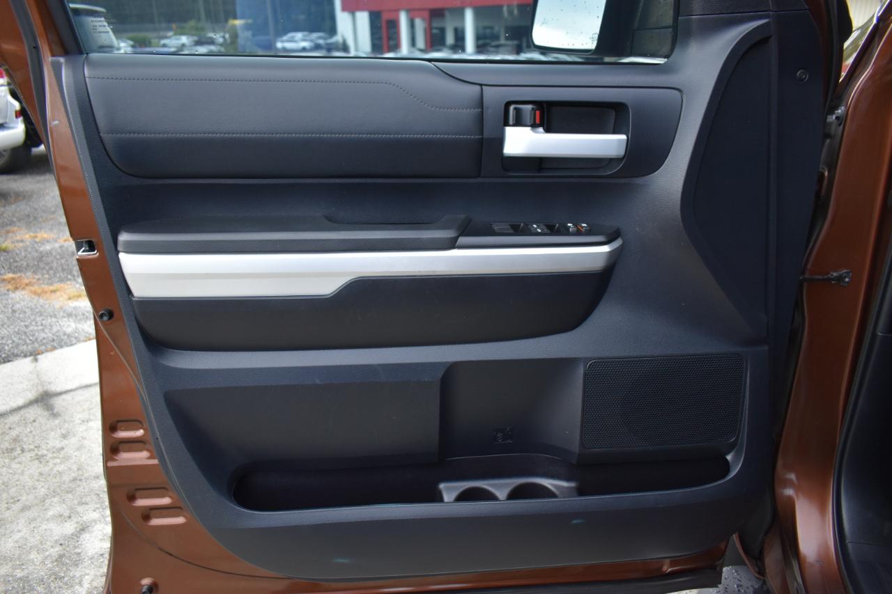 Toyota Tundra Limited 5.7L FFV CrewMax 4WD 2014
