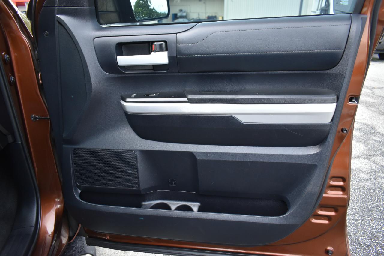 Toyota Tundra Limited 5.7L FFV CrewMax 4WD 2014