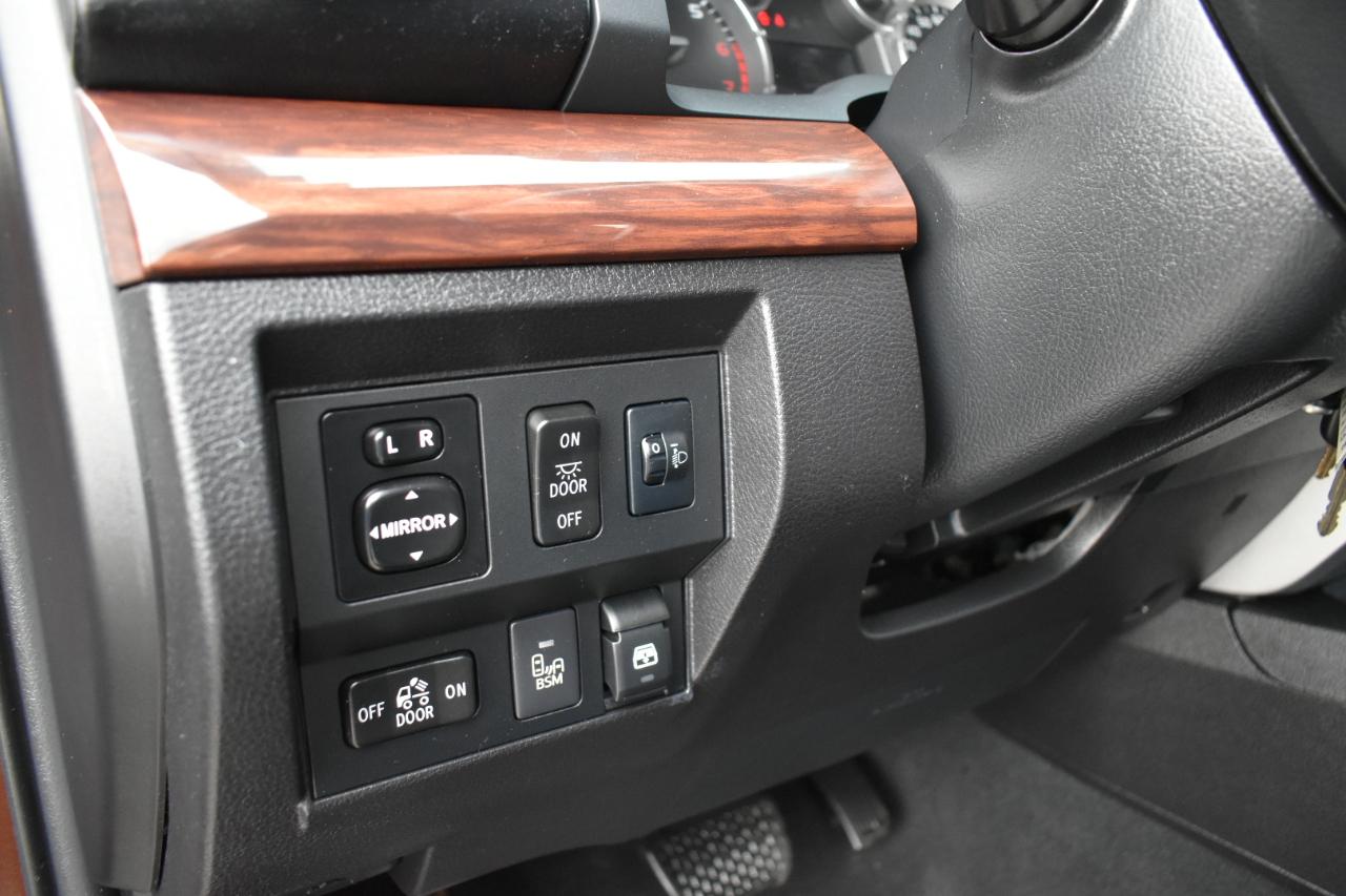Toyota Tundra Limited 5.7L FFV CrewMax 4WD 2014