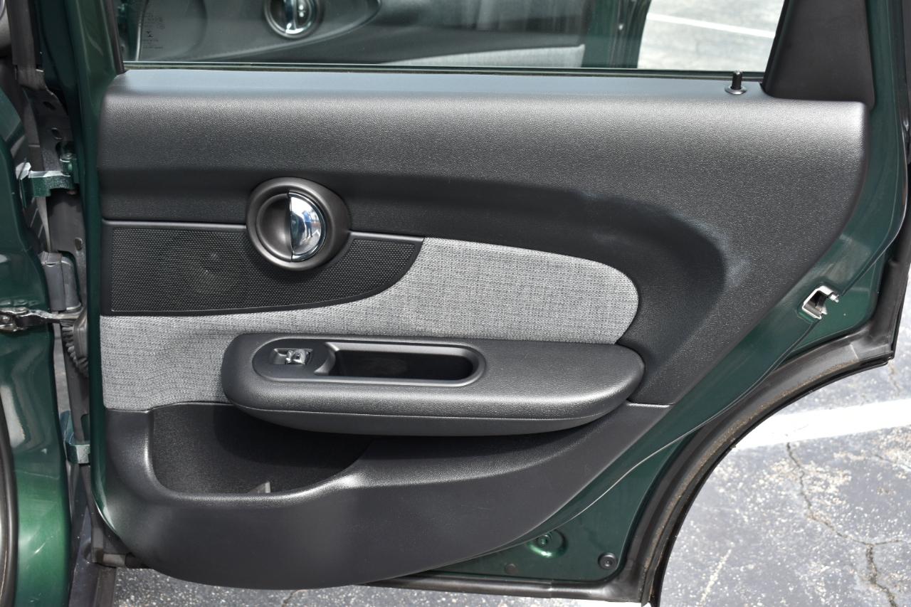 MINI Clubman Base 2016