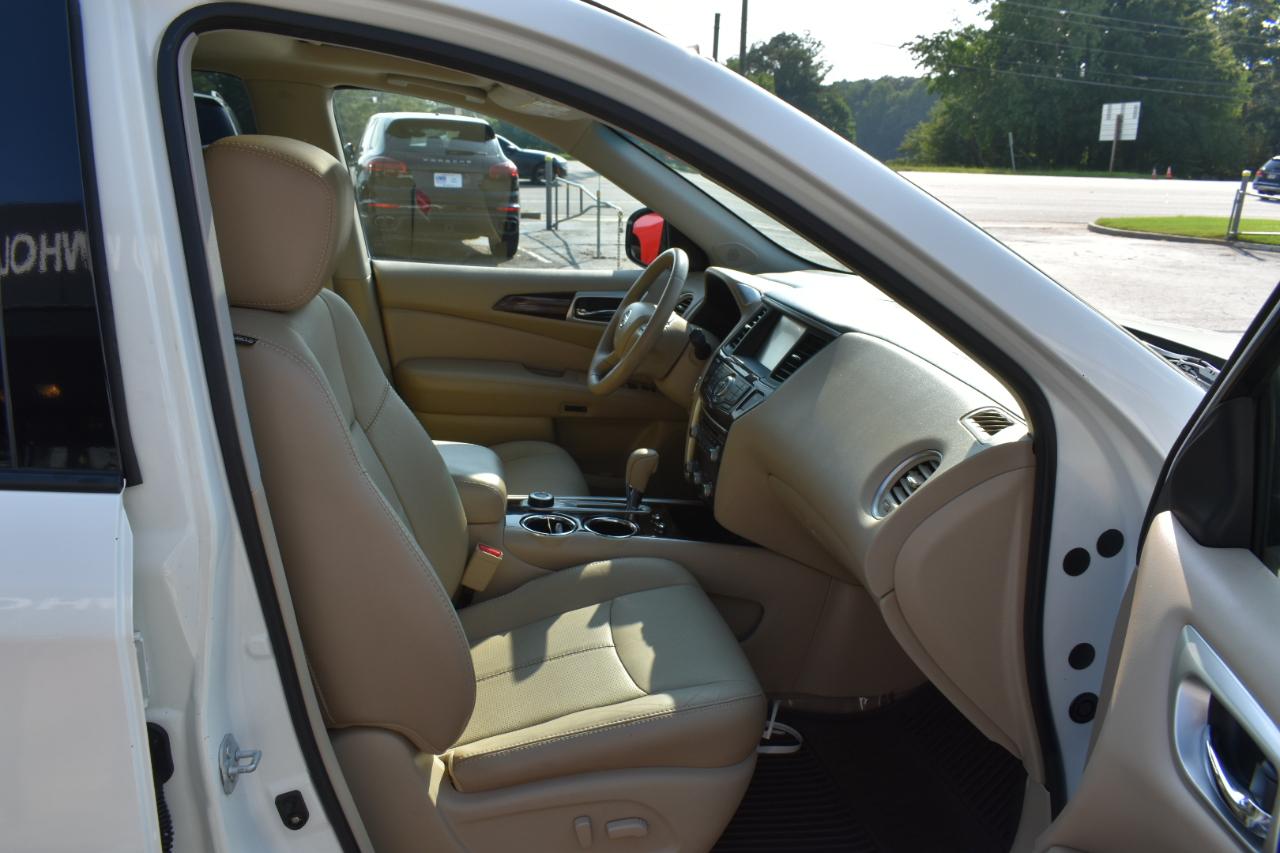 Nissan Pathfinder S 4WD 2014