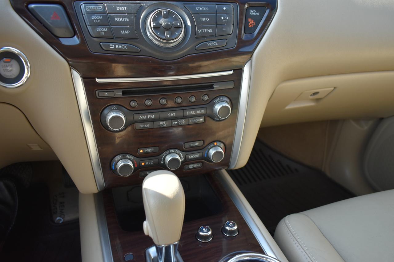 Nissan Pathfinder S 4WD 2014