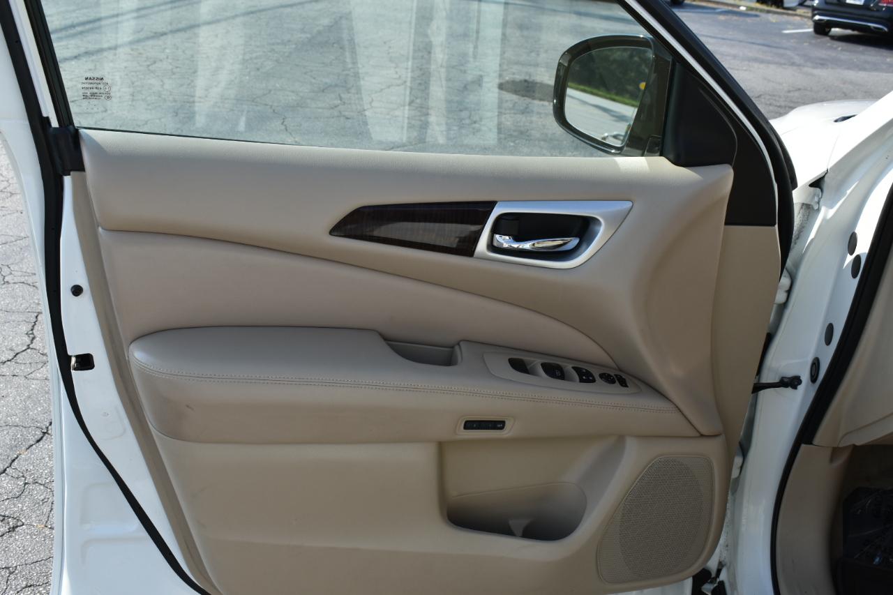 Nissan Pathfinder S 4WD 2014