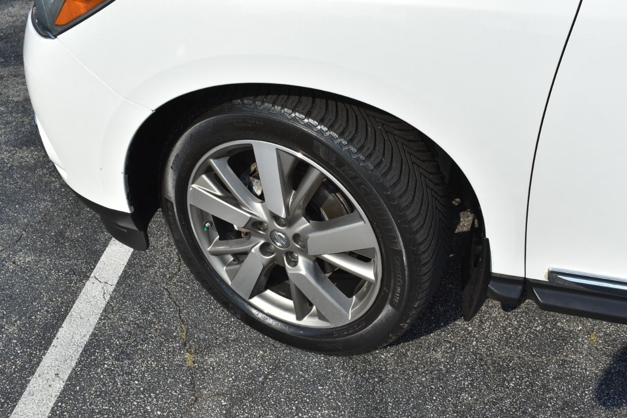 Nissan Pathfinder S 4WD 2014