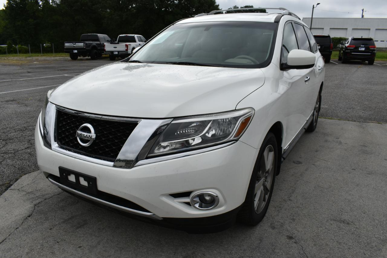 Nissan Pathfinder Platinum 4D SUV 4WD 2014