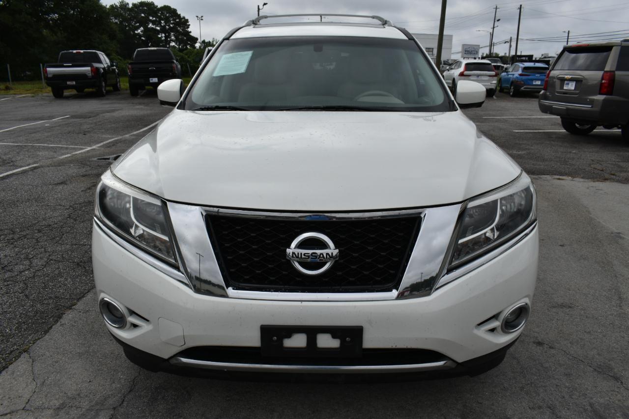 Nissan Pathfinder Platinum 4D SUV 4WD 2014
