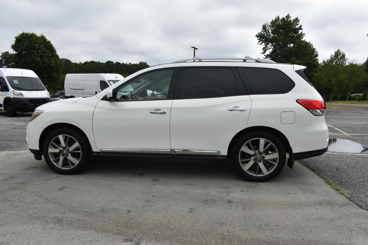 Nissan Pathfinder Platinum 4D SUV 4WD 2014