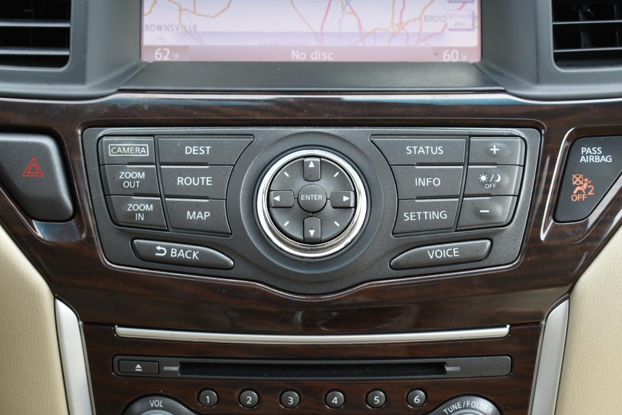 Nissan Pathfinder Platinum 4D SUV 4WD 2014