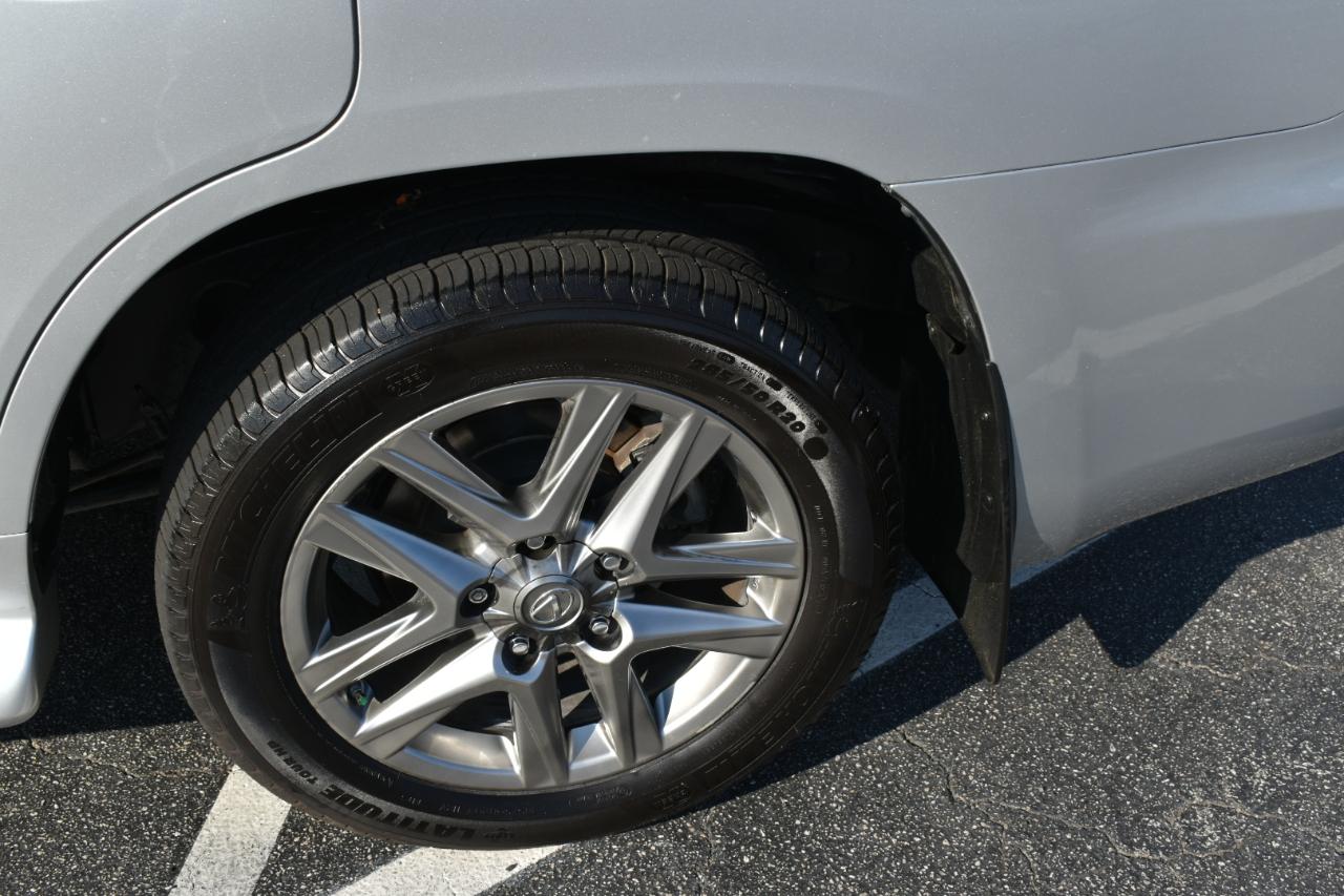 Lexus LX 570 Sport Utility 2013