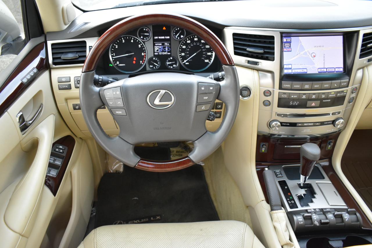 Lexus LX 570 Sport Utility 2013