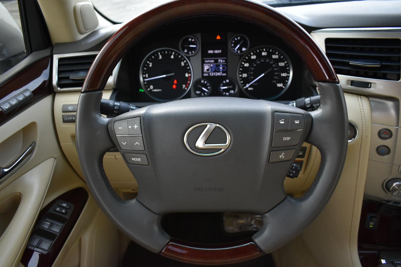 Lexus LX 570 Sport Utility 2013