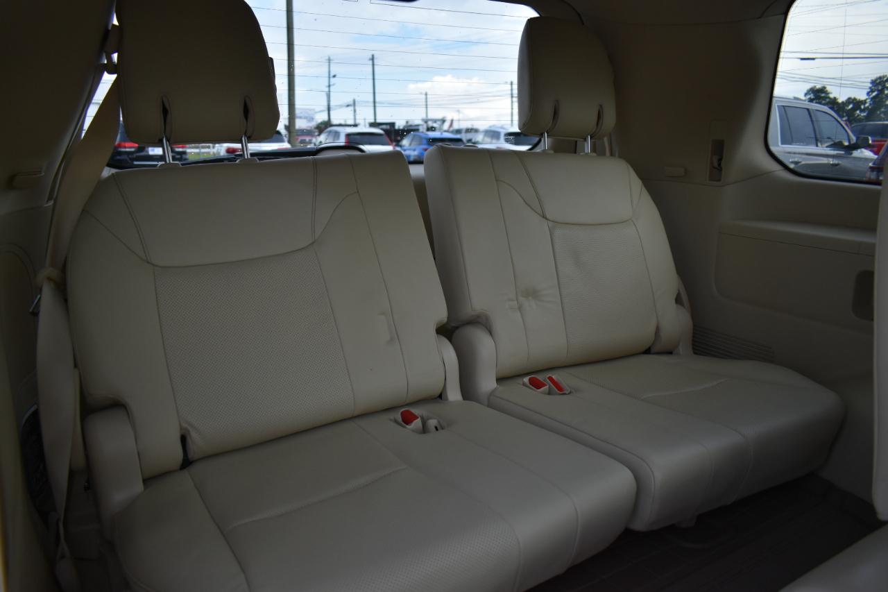 Lexus LX 570 Sport Utility 2013