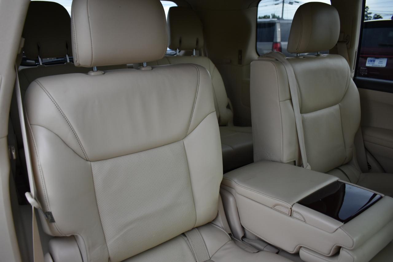 Lexus LX 570 Sport Utility 2013