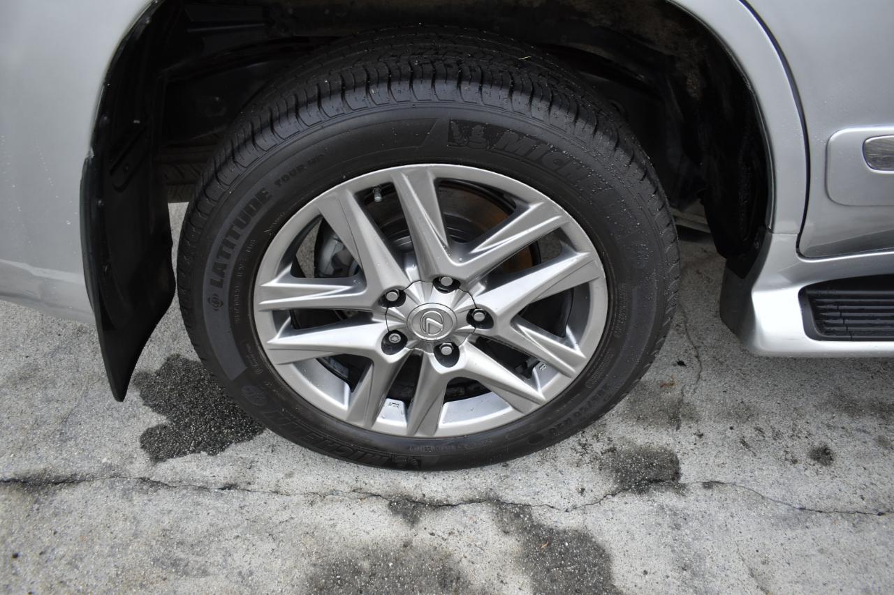Lexus LX 570 Sport Utility 2013