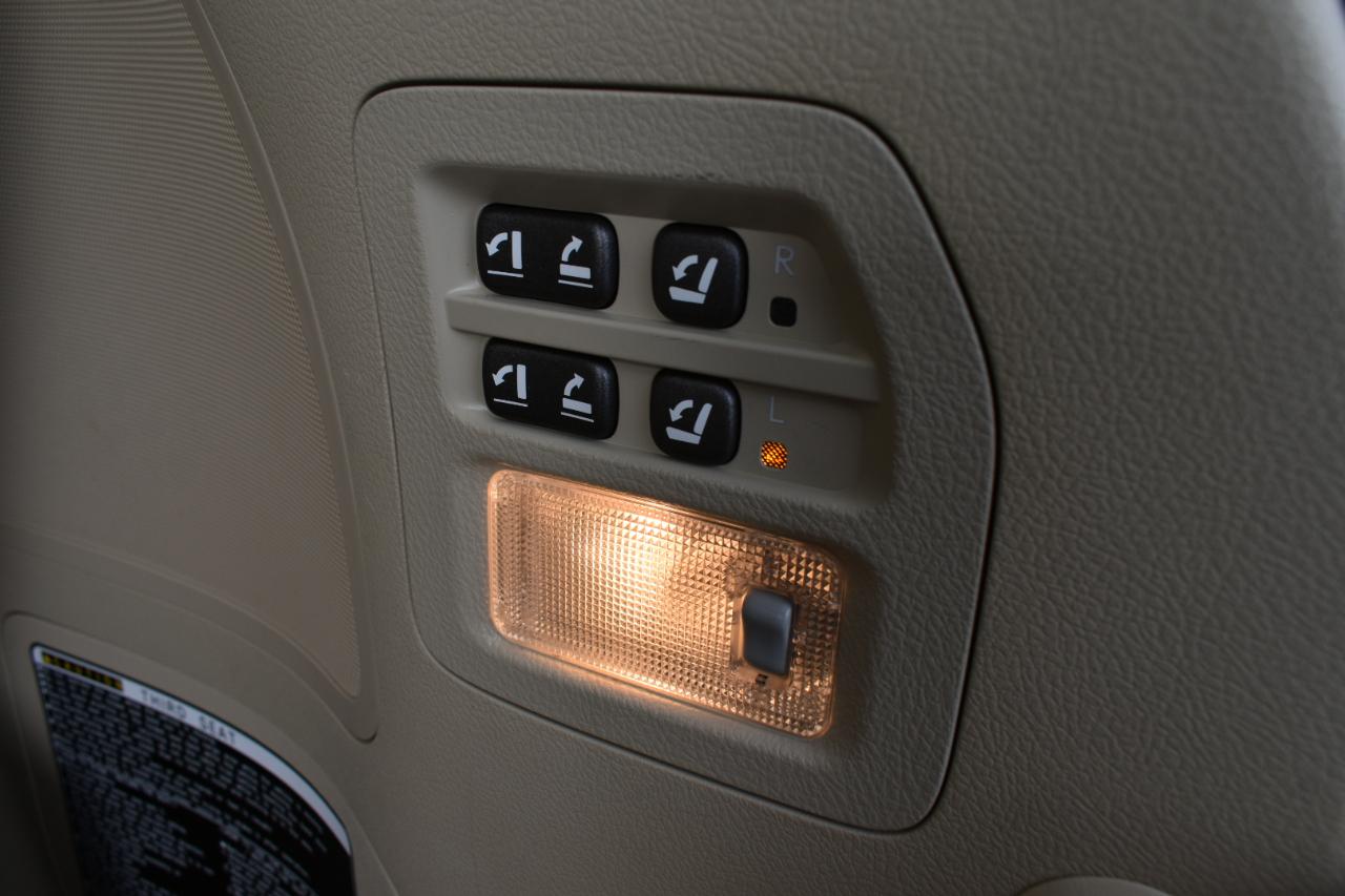 Lexus LX 570 Sport Utility 2013