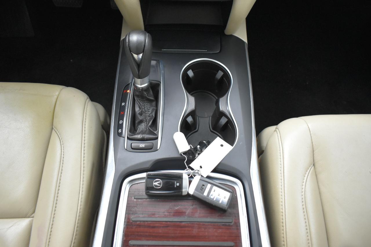 Acura MDX 6-Spd AT w/Tech Package 2015