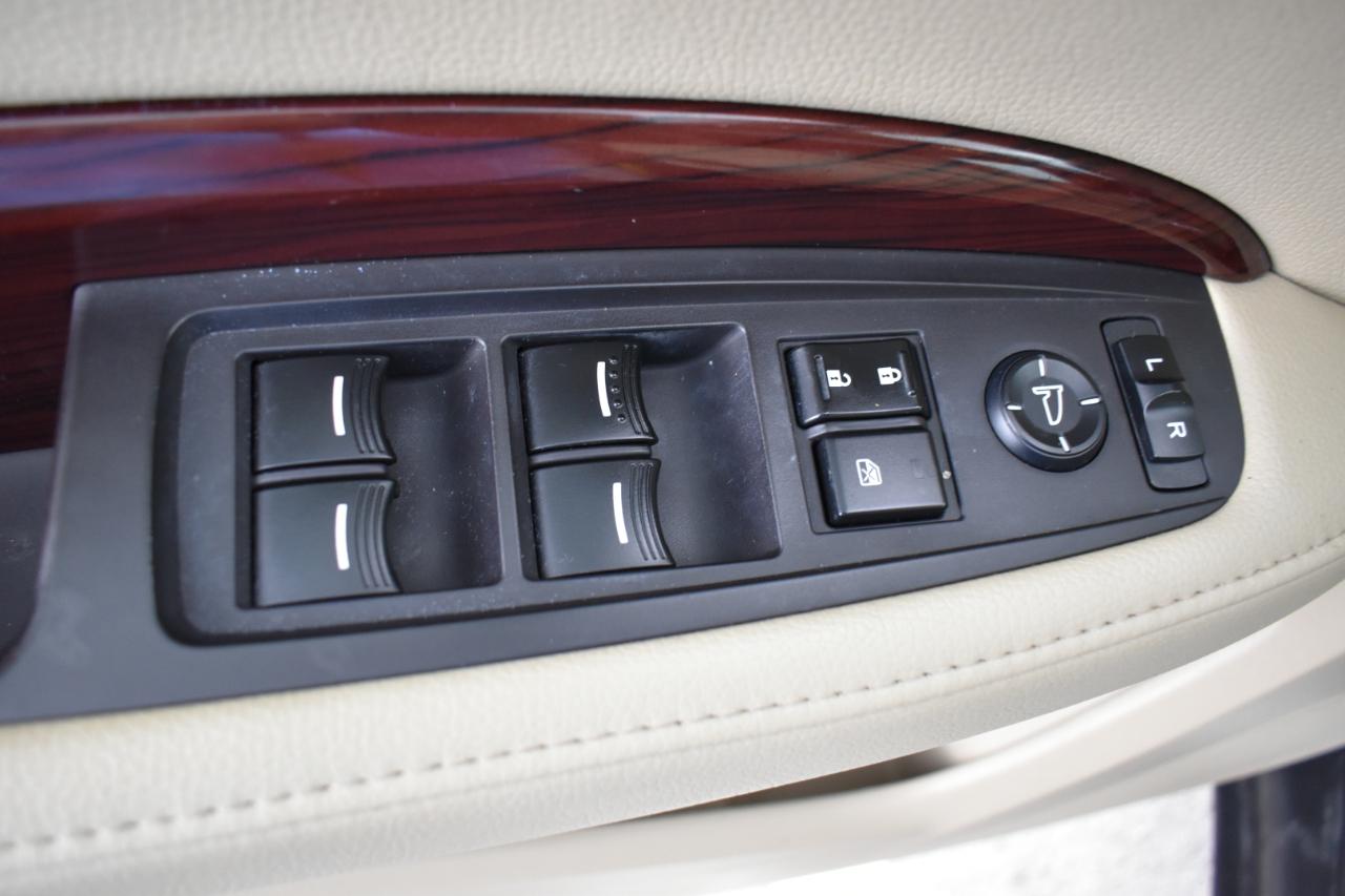 Acura MDX 6-Spd AT w/Tech Package 2015