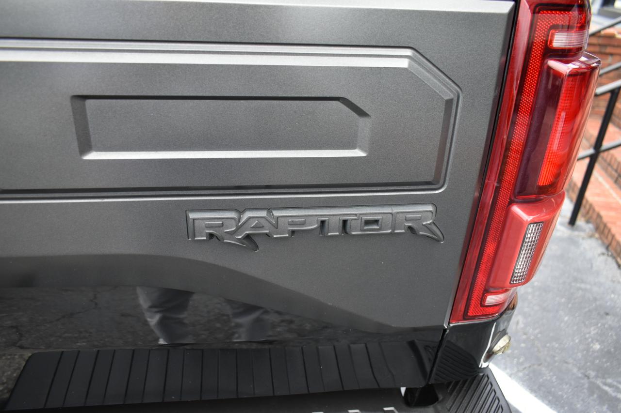 Ford F-150 Raptor SuperCrew 4WD 2018