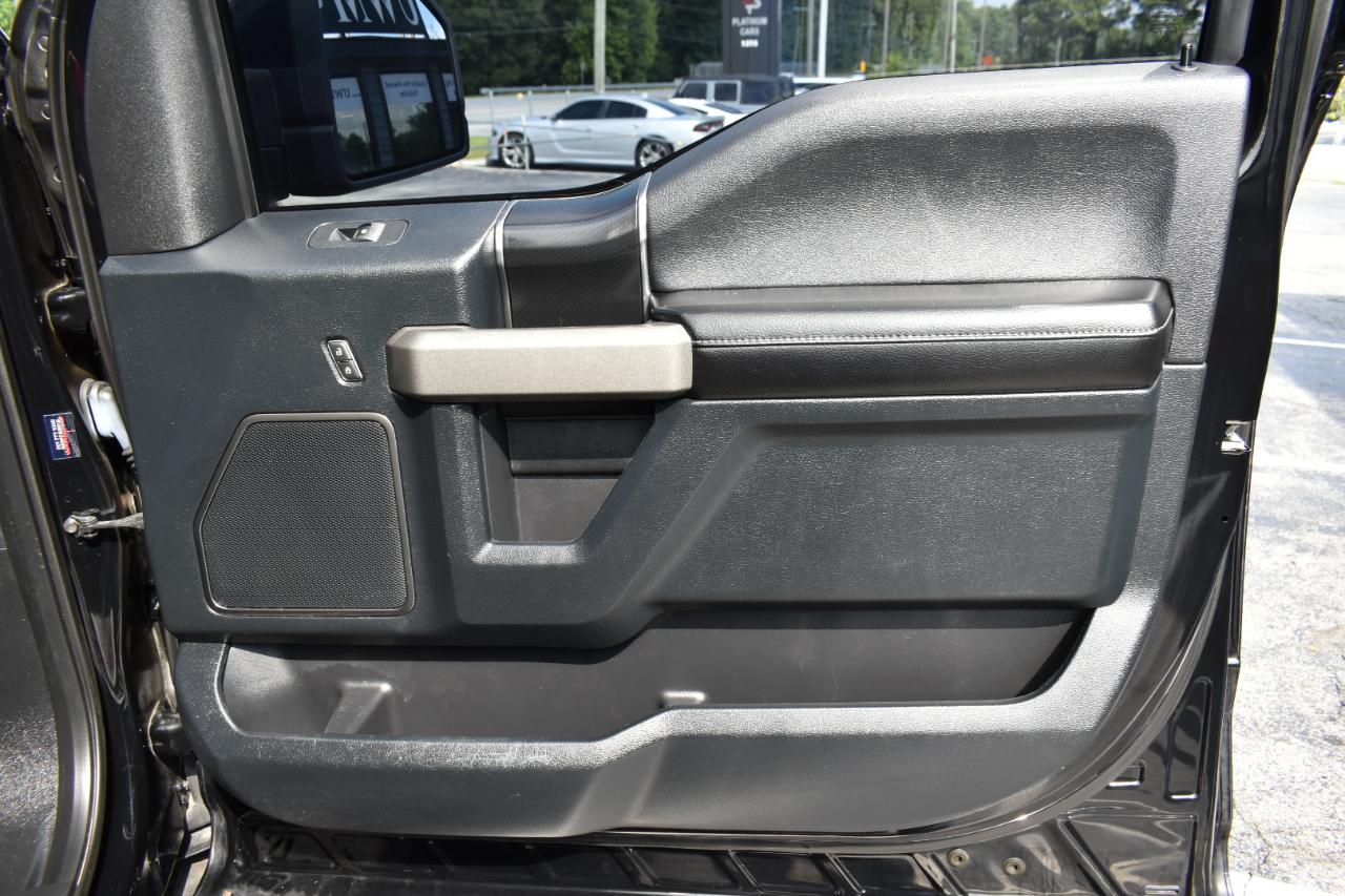 Ford F-150 Raptor SuperCrew 4WD 2018