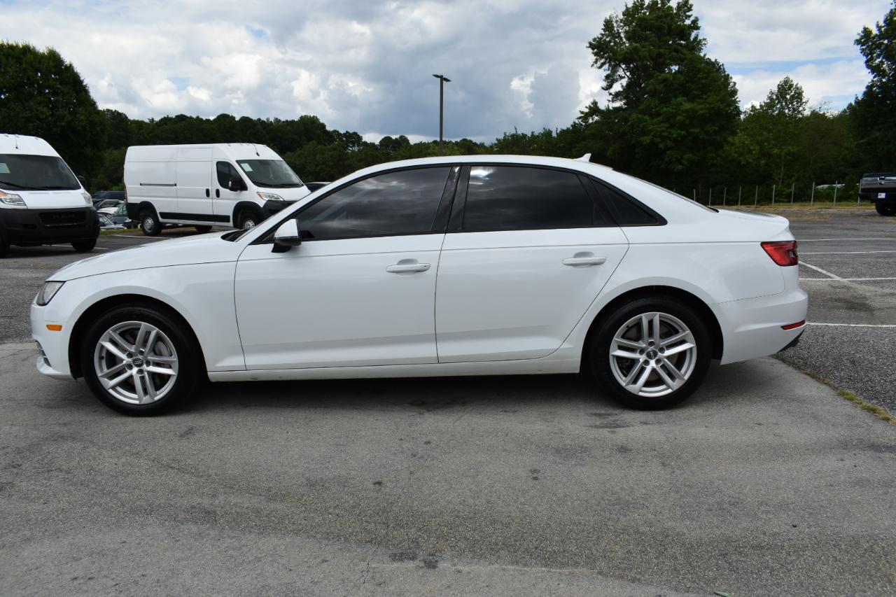 Audi A4 2.0T Premium Sedan 2017