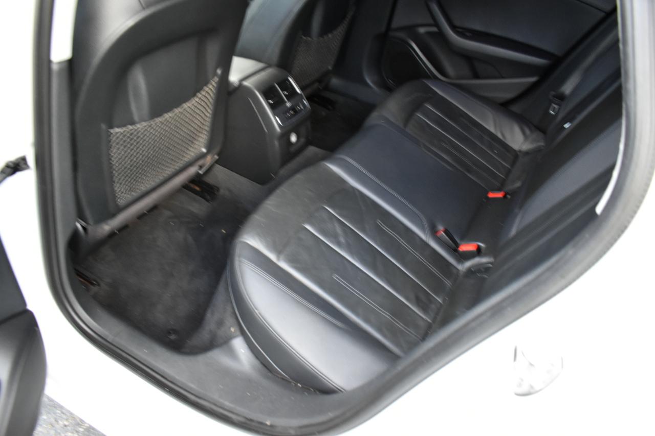 Audi A4 2.0T Premium Sedan 2017